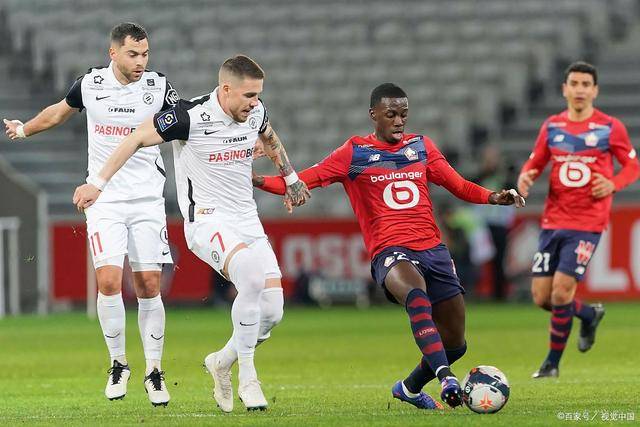 孙铭徽26+10广厦胜新疆 范子铭13分首钢胜吉林